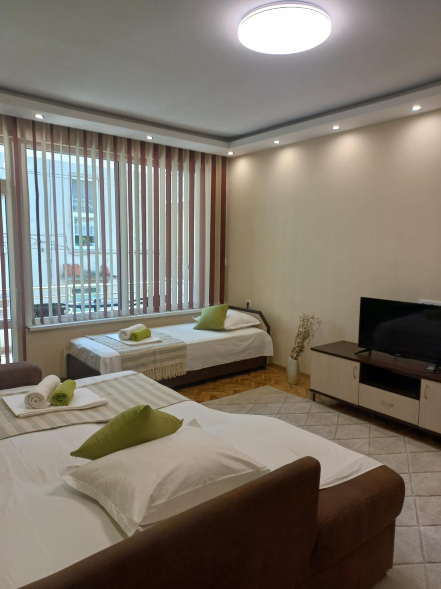 Guest House Pomorie Esterno foto